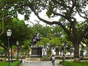 plaza-Bolivar
